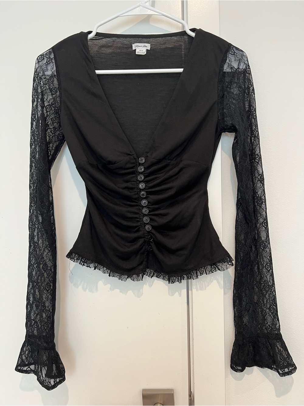 Kimchi Blue | Black Deep V Long Sleeve Top